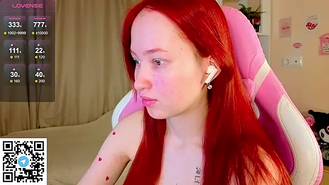 Snapshot of sunflare_ chatting on March 17, 5:16 pm sunflare online show from March 17, 5:16 pm