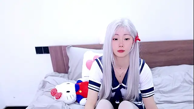 dali83 online show from December 22, 12:35 pm