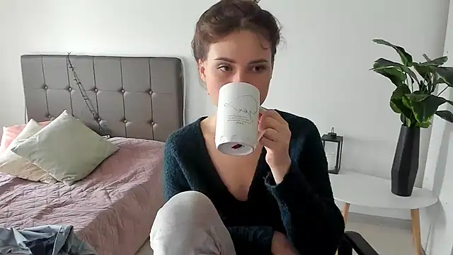 Jessy lil online show from February 8, 10:07 am