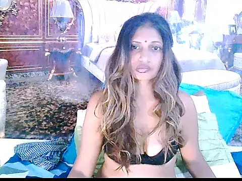 IndianHunnie69 online show from December 15, 5:44 am