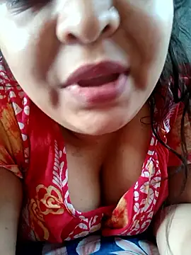 Snapshot of peu8 chatting on May 22, 8:32 am peu8 online show from May 22, 8:32 am