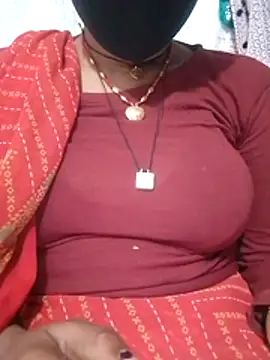 Snapshot of Aaisha_01 chatting on January 11, 4:45 pm Aaisha 01 online show from January 11, 4:45 pm