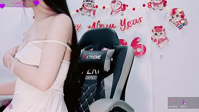 mia eeeee online show from March 26, 4:56 pm