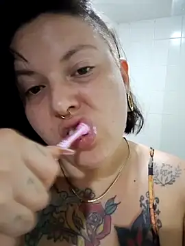 Divine Pouvoir online show from February 22, 8:18 pm