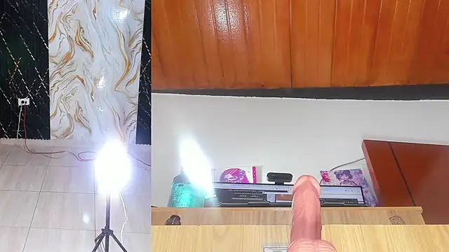 aisha funny online show from June 11, 3:37 am