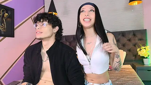 Snapshot of FuryDark_ chatting on December 15, 1:48 pm FuryDark online show from December 15, 1:48 pm