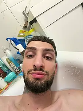 Snapshot of Juliann69Ramiro chatting on July 3, 10:38 pm Juliann69Ramiro online show from July 3, 10:38 pm