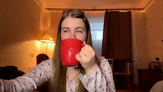 MaevAmy online show from February 8, 5:22 am