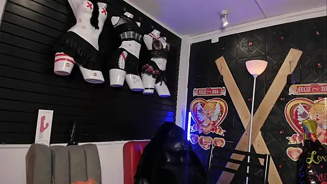 MiaFox 03 online show from February 24, 1:53 pm