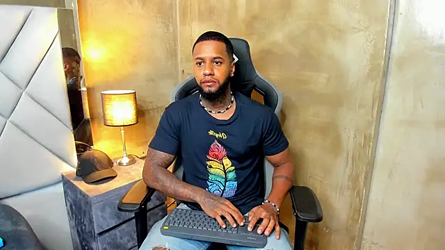 jay jhonson01 online show from December 23, 3:04 am