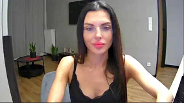 Addisonadore online show from June 11, 12:32 am