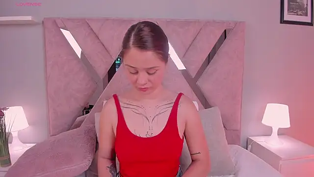 Amelia Saenz  online show from January 15, 5:49 pm