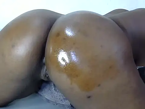 Erotic vybez  online show from December 18, 6:41 am