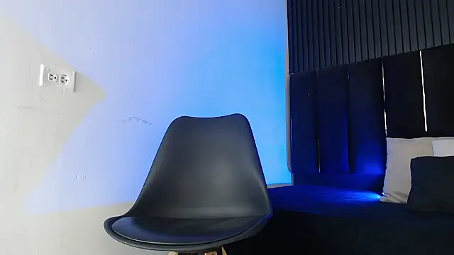 SmoothAlpha  online show from February 24, 2:48 pm