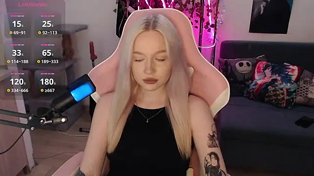 fantasy lisa online show from February 13, 10:06 pm