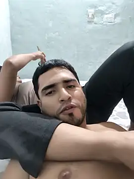 Aleinad16 online show from January 5, 6:00 pm