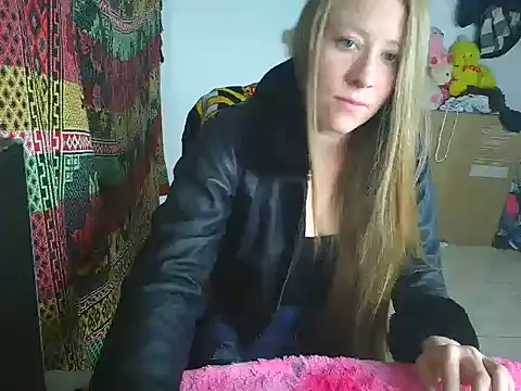 arianna blonde online show from March 18, 9:18 pm