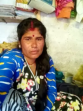 Snapshot of Mahi_bigg chatting on December 19, 7:37 am Mahi bigg online show from December 19, 7:37 am