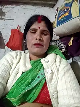 Snapshot of Mahi_bigg chatting on January 18, 2:43 pm Mahi bigg online show from January 18, 2:43 pm