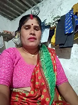 Snapshot of Mahi_bigg chatting on February 27, 3:56 pm Mahi bigg online show from February 27, 3:56 pm