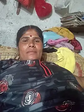 Snapshot of Mahi_bigg chatting on February 28, 12:06 pm Mahi bigg online show from February 28, 12:06 pm