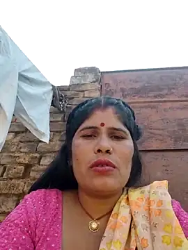 Snapshot of Mahi_bigg chatting on March 2, 5:08 am Mahi bigg online show from March 2, 5:08 am