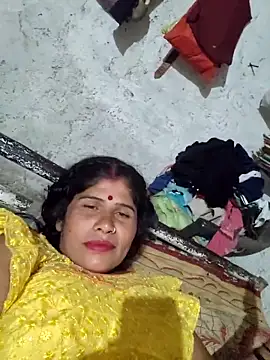 Snapshot of Mahi_bigg chatting on March 2, 8:59 pm Mahi bigg online show from March 2, 8:59 pm