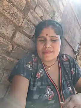 Snapshot of Mahi_bigg chatting on March 6, 6:43 am Mahi bigg online show from March 6, 6:43 am