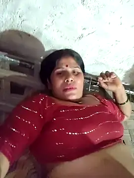 Snapshot of Mahi_bigg chatting on March 17, 12:08 pm Mahi bigg online show from March 17, 12:08 pm