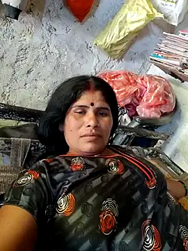 Snapshot of Mahi_bigg chatting on March 18, 4:26 am Mahi bigg online show from March 18, 4:26 am