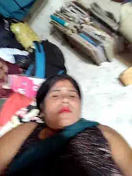 Snapshot of Mahi_bigg chatting on March 21, 3:22 am Mahi bigg online show from March 21, 3:22 am