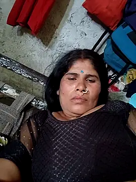 Snapshot of Mahi_bigg chatting on March 21, 8:41 am Mahi bigg online show from March 21, 8:41 am