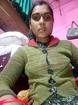 Snapshot of Cutsedi83 chatting on December 14, 2:06 am Cutsedi83 online show from December 14, 2:06 am