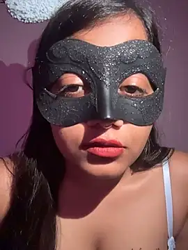 Amaira 69 online show from July 1, 10:50 am