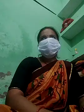 Snapshot of Big_krishna44A chatting on February 19, 12:34 pm Big krishna44A online show from February 19, 12:34 pm