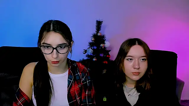 mila firee online show from December 16, 12:10 pm