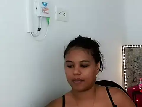 Snapshot of Shawnycarson chatting on July 25, 5:43 pm Shawnycarson online show from July 25, 5:43 pm