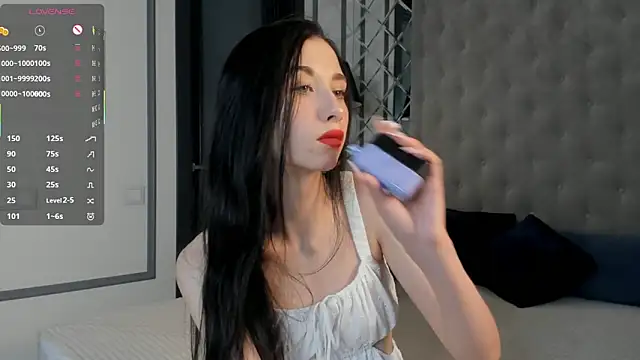 ChiaClonts online show from February 3, 11:15 am