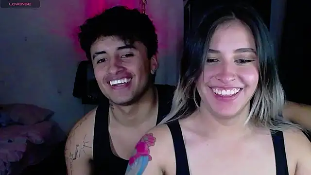 sara and jhon online show from December 16, 3:55 am