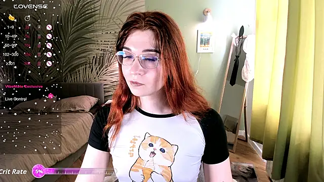 Snapshot of Ann_Couette chatting on March 29, 10:59 am Ann Couette online show from March 29, 10:59 am
