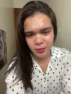 stripyapril online show from February 11, 5:01 am