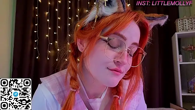 LittleFoxHole online show from July 5, 4:52 am