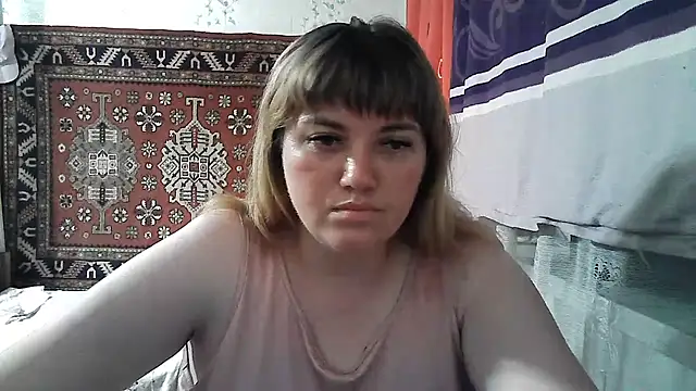 Snapshot of swett_girll chatting on June 24, 7:46 pm swett girll online show from June 24, 7:46 pm