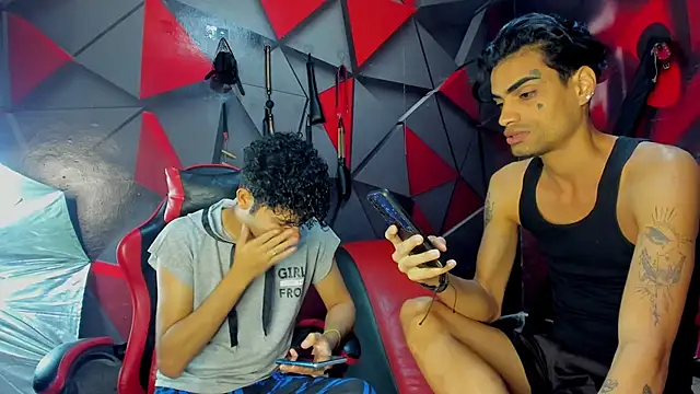 Hot Boys Without Limits online show from January 11, 4:06 am