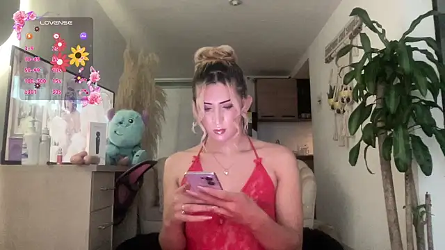 Snapshot of isa_fox_23 chatting on March 25, 10:38 pm isa fox 23 online show from March 25, 10:38 pm