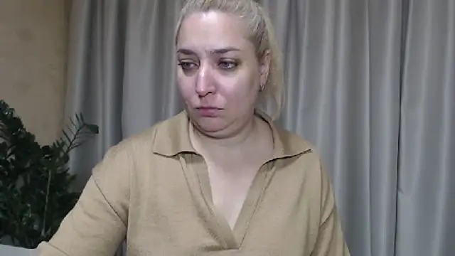 sweetpussy13 online show from October 11, 6:12 am