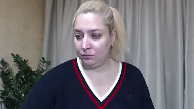 sweetpussy13 online show from November 15, 6:55 am