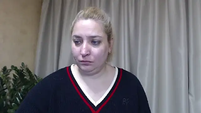 sweetpussy13 online show from March 7, 7:05 am