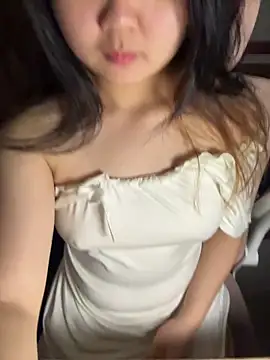 Snapshot of ZBB62 chatting on December 15, 2:32 pm ZBB62 online show from December 15, 2:32 pm