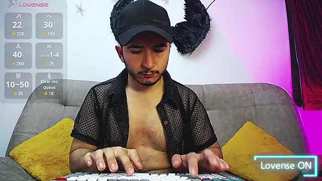 Noha and Iam online show from July 5, 3:52 pm